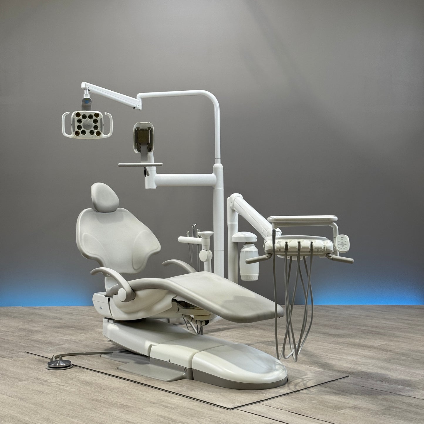 A‑dec 511R/532R Dental Chair Package
