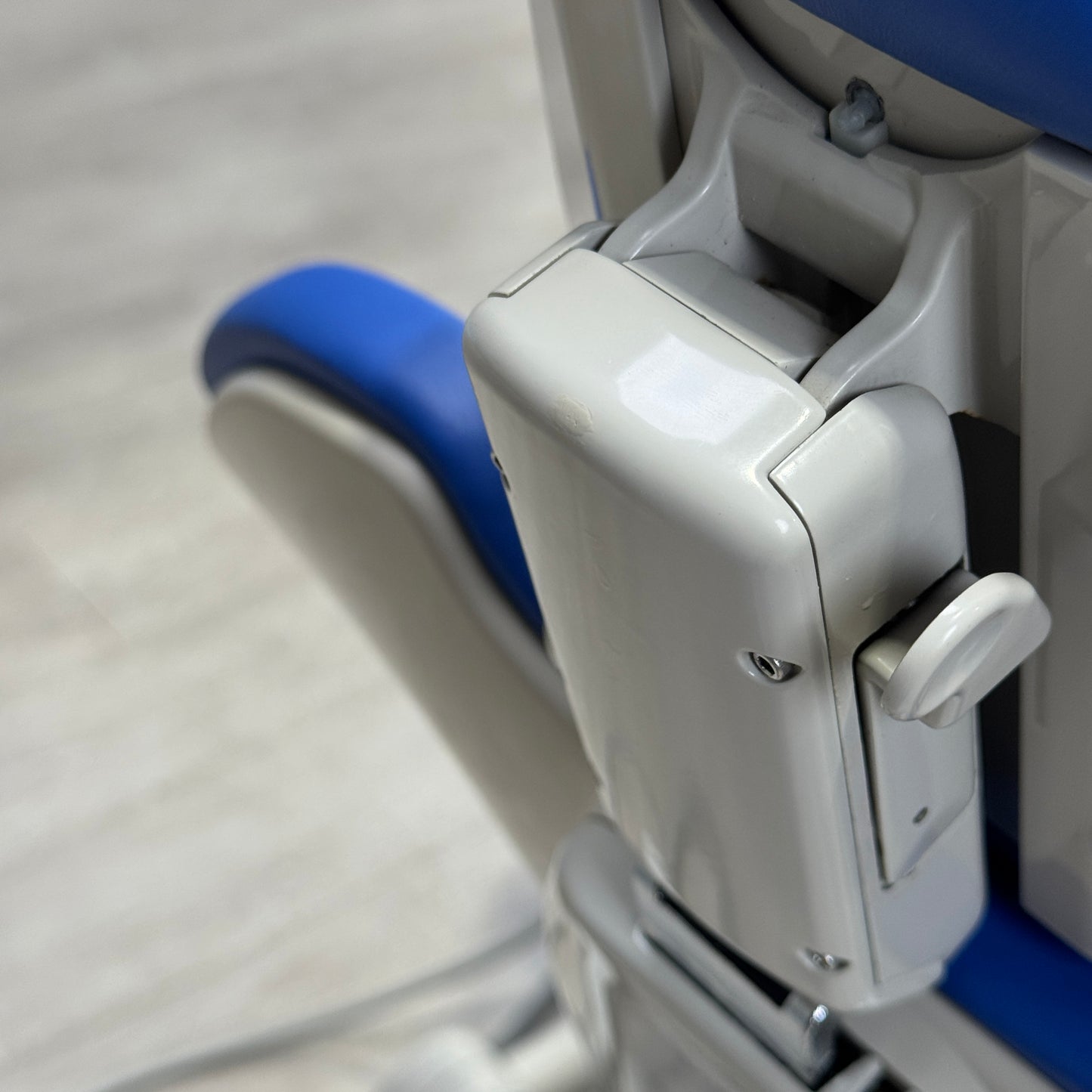 A‑dec 511R/532R Dental Chair Package