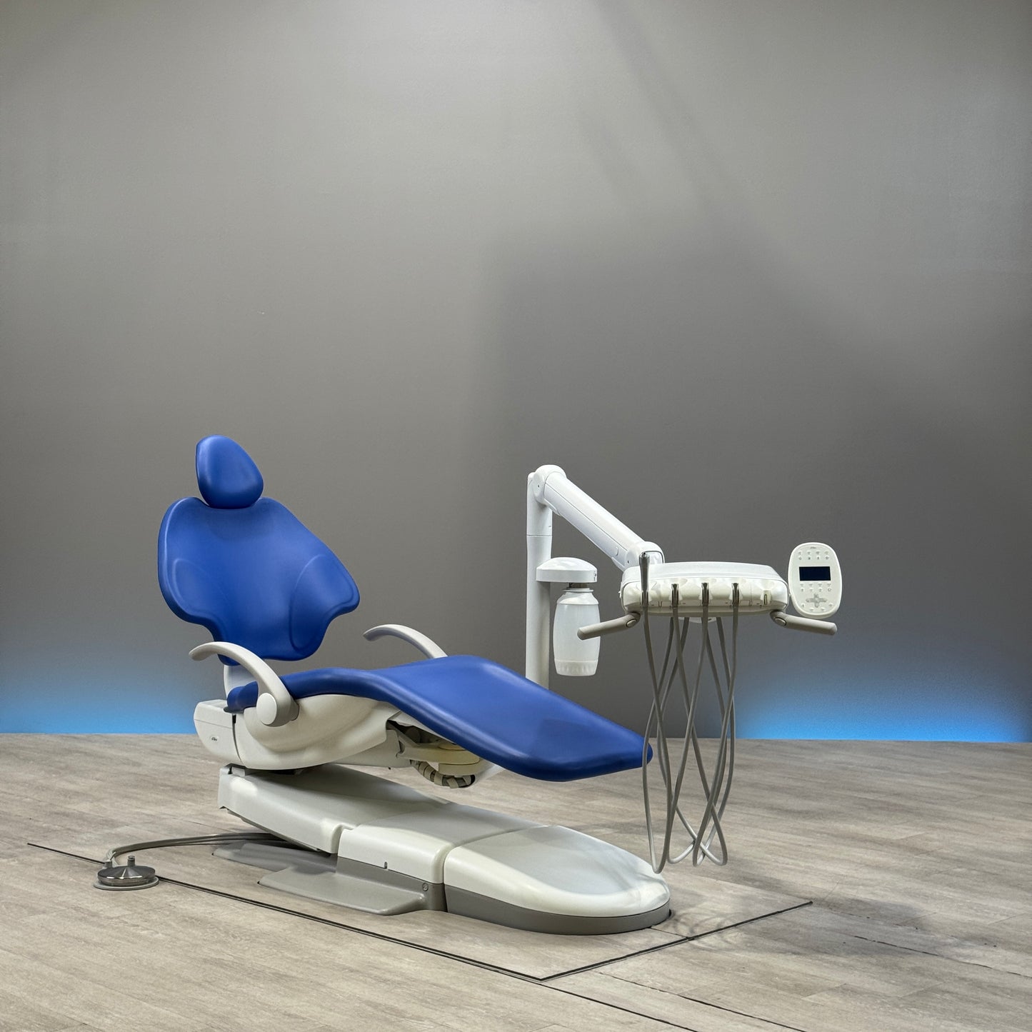 A‑dec 511R/532R Dental Chair Package