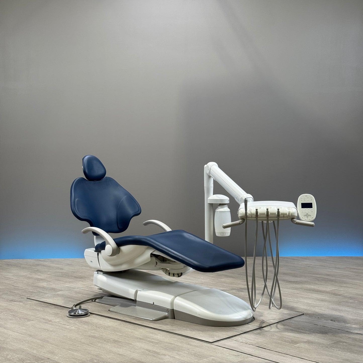 A‑dec 511R/532R Dental Chair Package