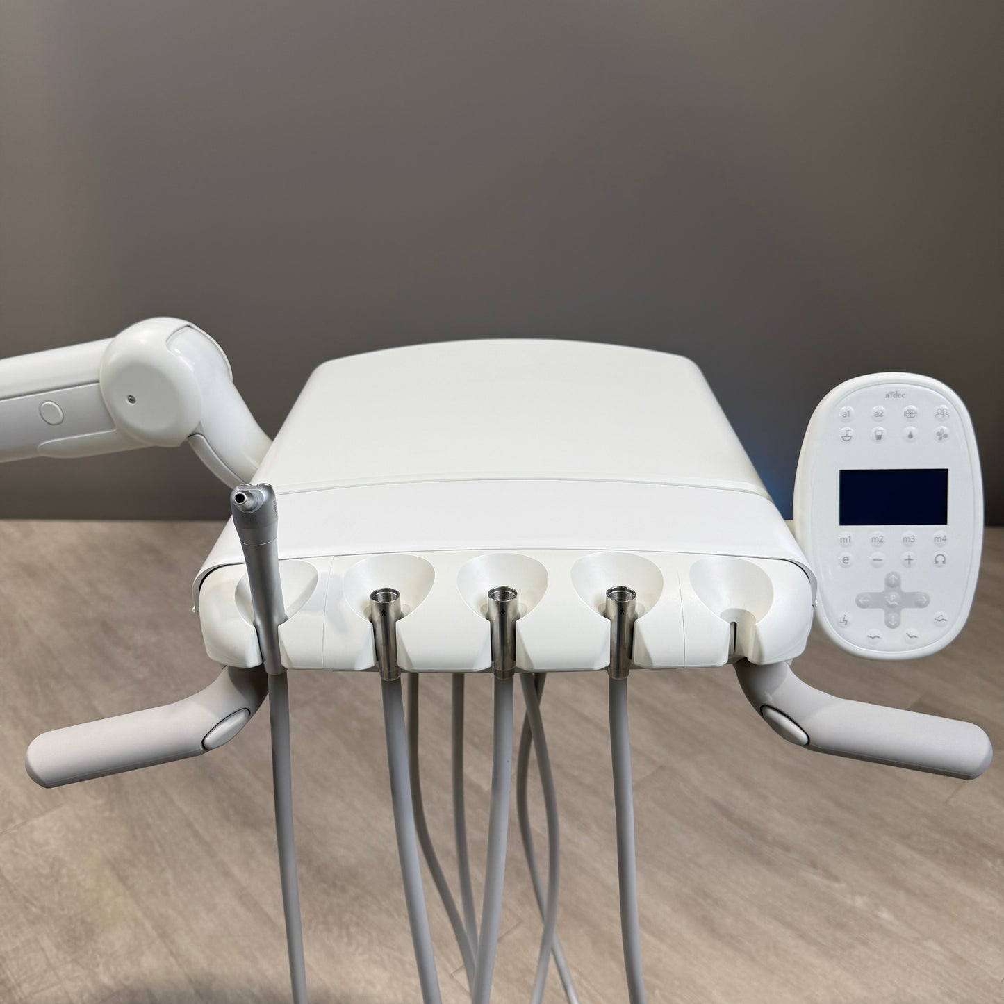 A‑dec 511R/532R Dental Chair Package